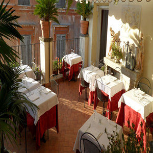 Relais Fontana Di Trevi Hotel