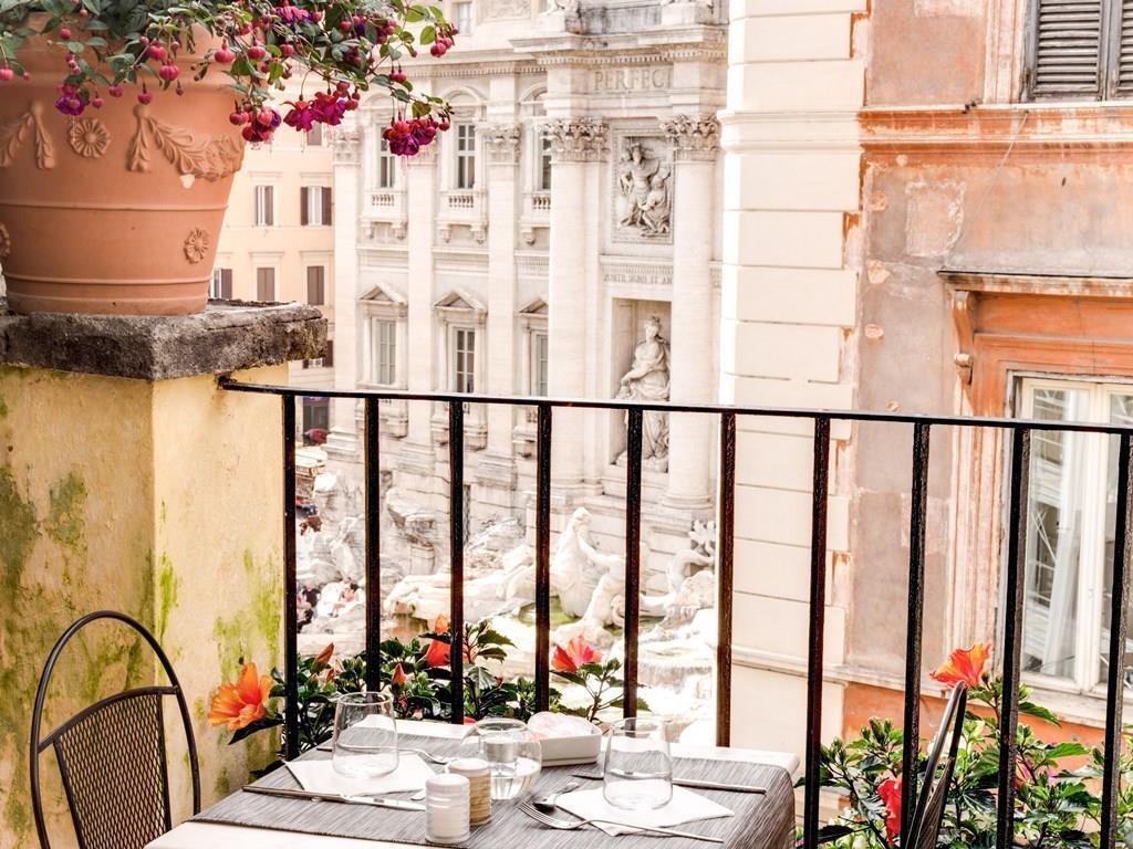 Relais Fontana Di Trevi 3*